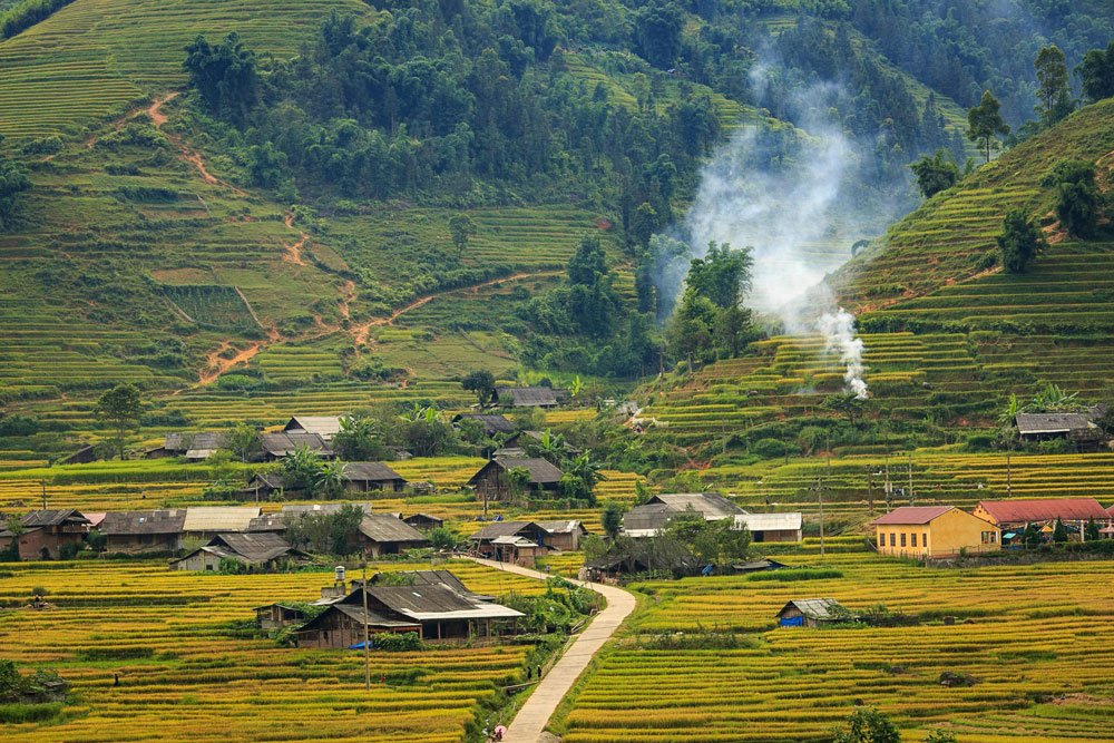 Sapa terraced rice fields and local craft details