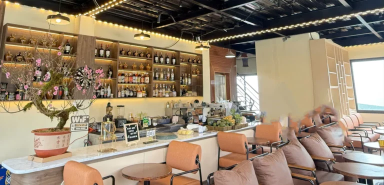 Bình Minh Coffee Skyview: Quán cà phê Sapa view đẹp gần trung tâm thị trấn
